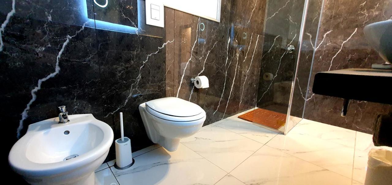 Ercolano Luxury Suite ภายนอก รูปภาพ